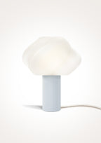 Lumeni Lexi bordslampa, Ljusblå